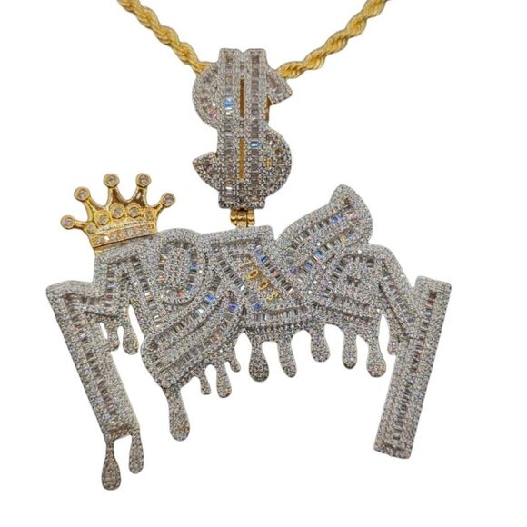 14K Bi-Color Finish Crown Money - Free 24" x 3mm Rope Chain. - Picture 7 of 8